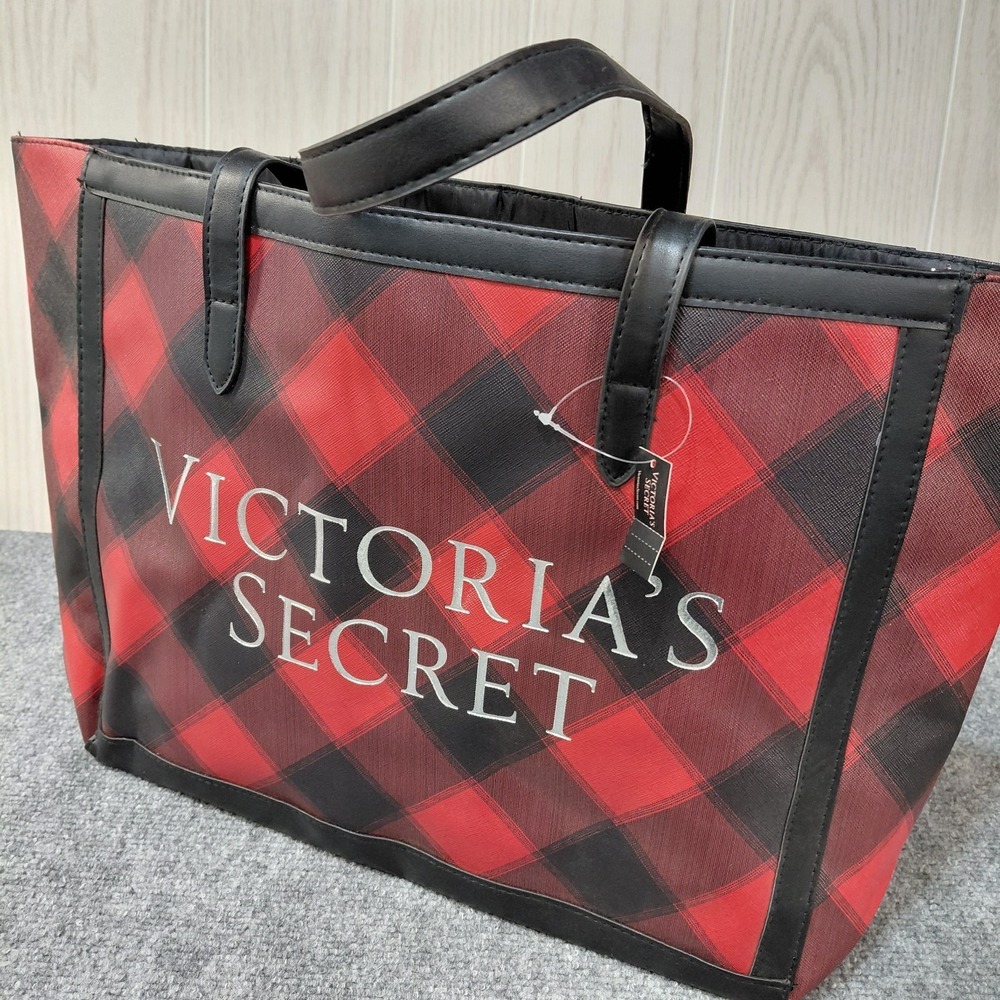Victoria's Secret Holiday 2021 Red Plaid Tote Carry All Bag NWT MSP $58 NEW